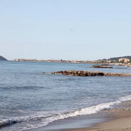 Caravelle Village