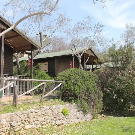 פארק נופש Caravelle Village צ'ריאלה